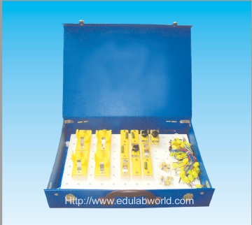 Circuit demonstration breadboard for student