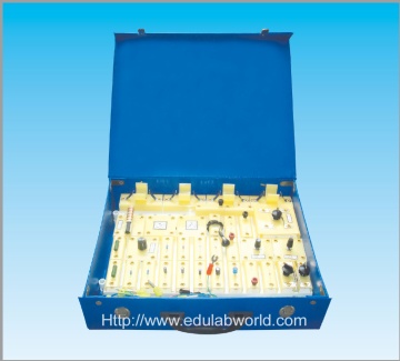 Circuit demonstration breadboard for student
